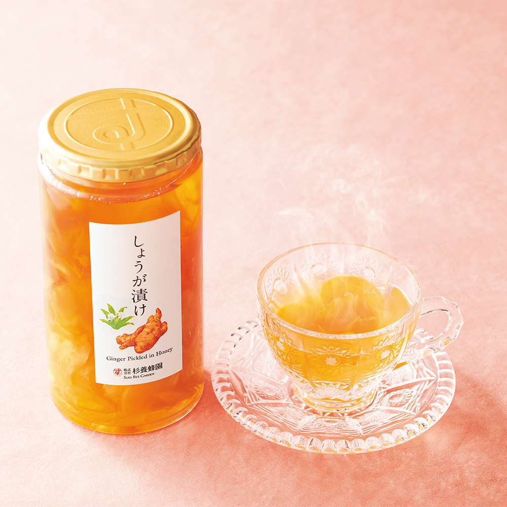 [Gift Set] Ginger Pickled in Honey (850g) X 1, plus Acacia Honey - Made in Hungary (1000g/jar) X 1 (wooden box) EWA1000