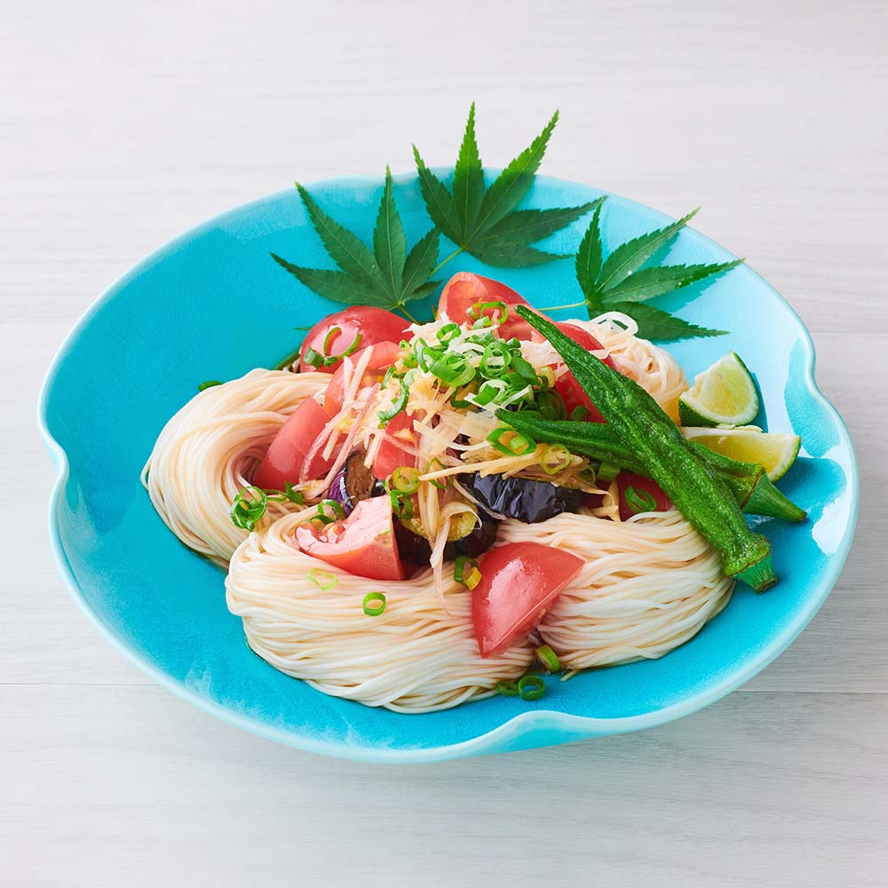 Somen noodles topped with plenty of vegetables