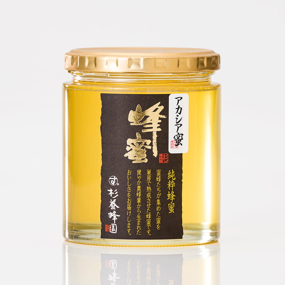 Made in Japan honey Taste-test Set Acacia Honey & Wild Flower Honey (500g/bottle) * Acacia Honey is available as a single item or as a set, limited to 3 per person, once per time.